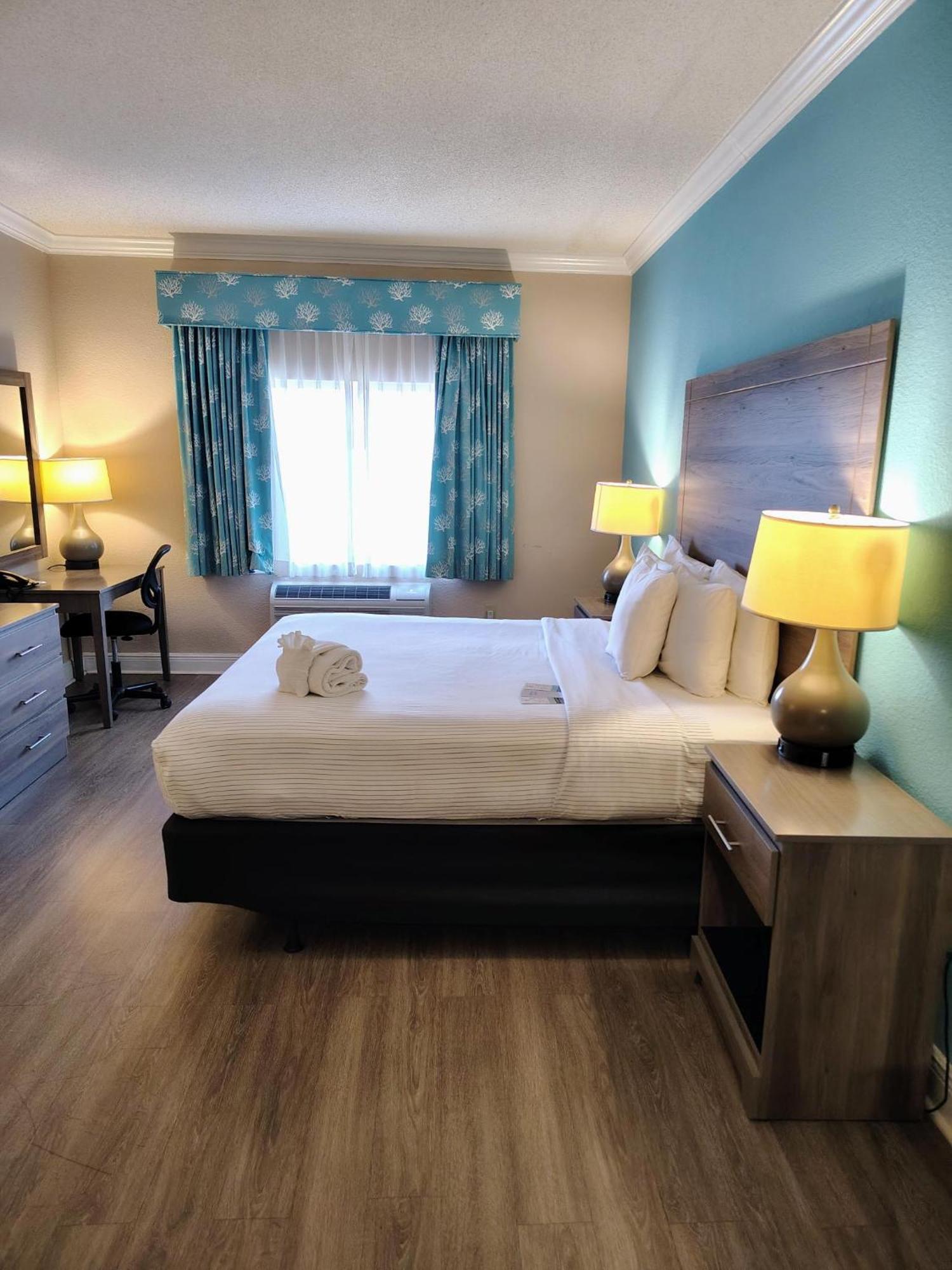 King Room Sea View,1742956405:JPEG